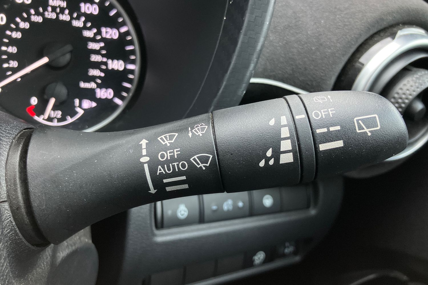 Used Nissan Juke 2023 for sale - 77514745: Photo 18