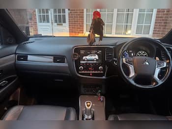 Used Mitsubishi Outlander 2020 for sale - 79845271: Photo