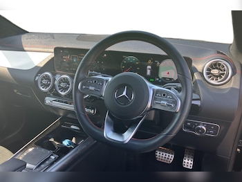 Used Mercedes-Benz EQA 2023 for sale - 78666978: Photo
