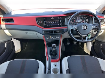 Used Volkswagen Polo 2019 for sale - 79405527: Photo
