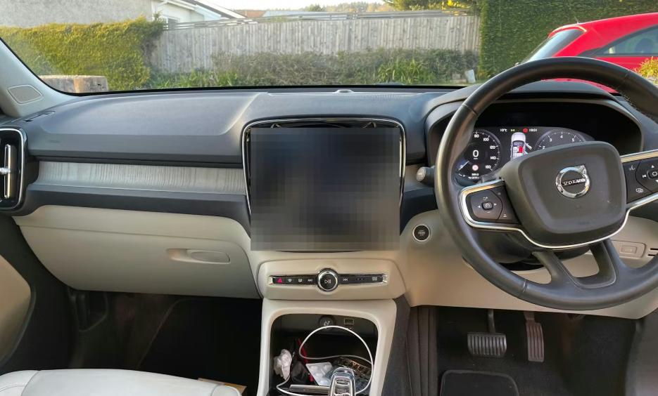 Used Volvo XC40 2021 for sale - 78163425: Photo 3