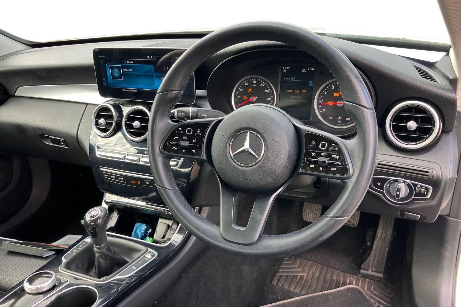 Used Mercedes-Benz C-Class 2020 for sale - 76057479: Photo 3