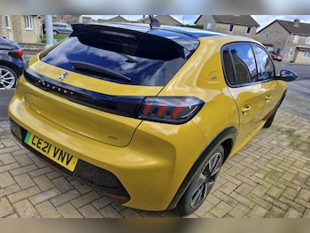 Used Peugeot 208 2021 for sale - 78155000: Photo