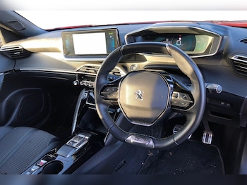 Used Peugeot 2008 2023 for sale - 76604131: Photo