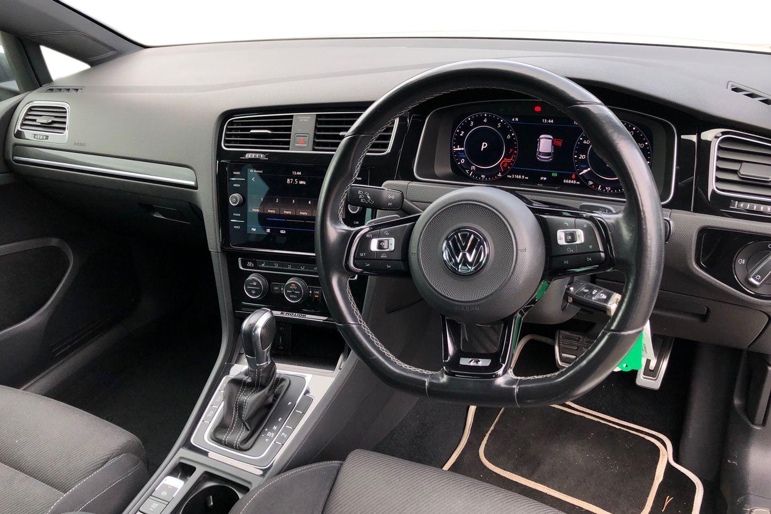 Used Volkswagen Golf 2017 for sale - 76334446: Photo 3