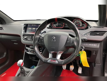 Used Peugeot 208 2016 for sale - 78750229: Photo