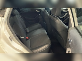 Used Ford Fiesta 2021 for sale - 76916558: Photo