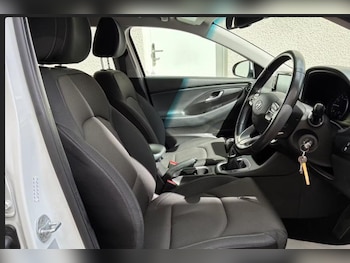 Used Hyundai i30 2018 for sale - 78668726: Photo