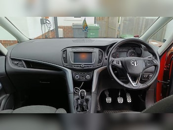Used Vauxhall Zafira 2018 for sale - 78655305: Photo