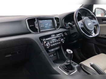 Used Kia Sportage 2017 for sale - 77236121: Photo