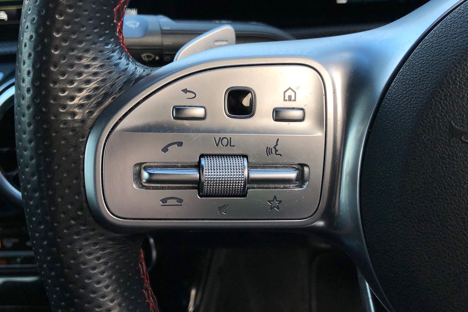 Used Mercedes-Benz A-Class 2019 for sale - 77436138: Photo 6