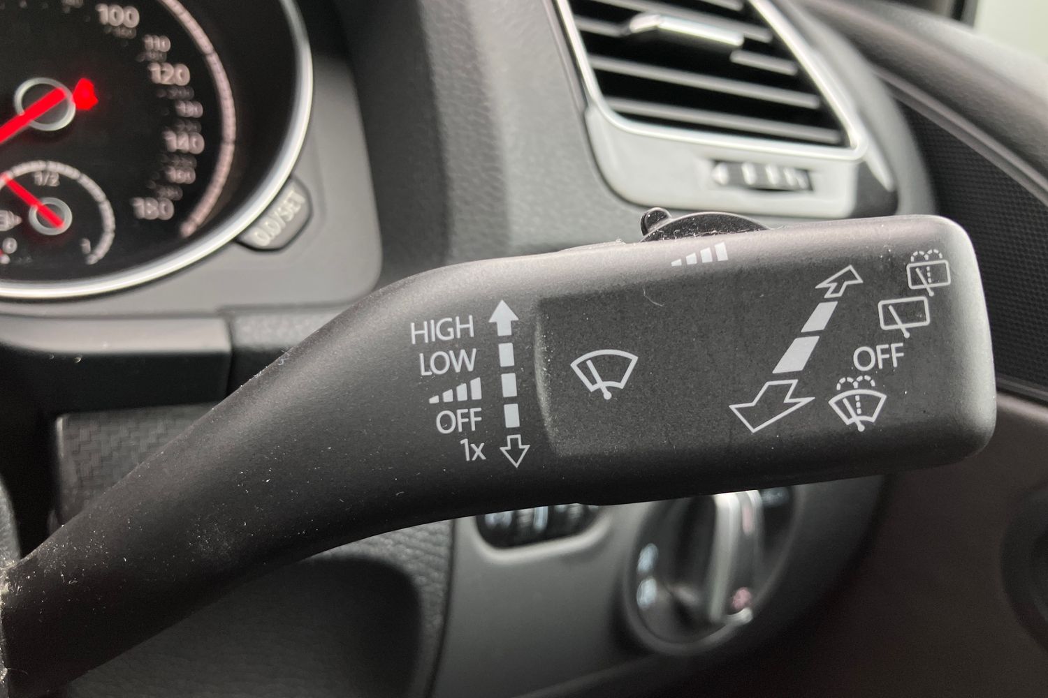 Used Volkswagen Scirocco 2017 for sale - 76509157: Photo 15