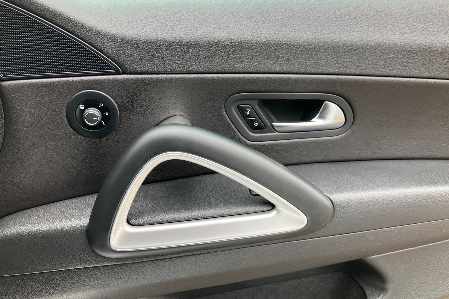 Used Volkswagen Scirocco 2017 for sale - 76509157: Photo 18