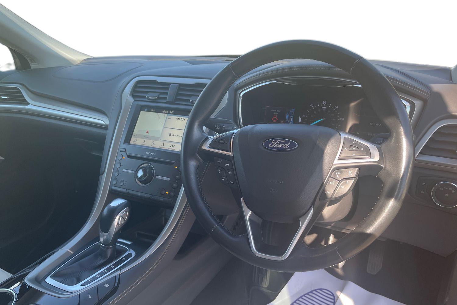 Used Ford Mondeo 2017 for sale - 78122439: Photo 3