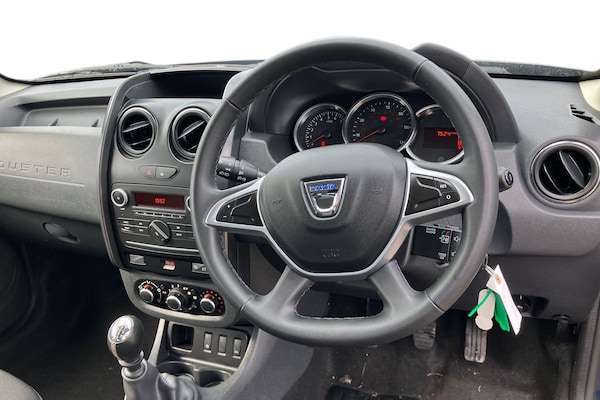Used Dacia Duster 2017 for sale - 76128374: Photo 3