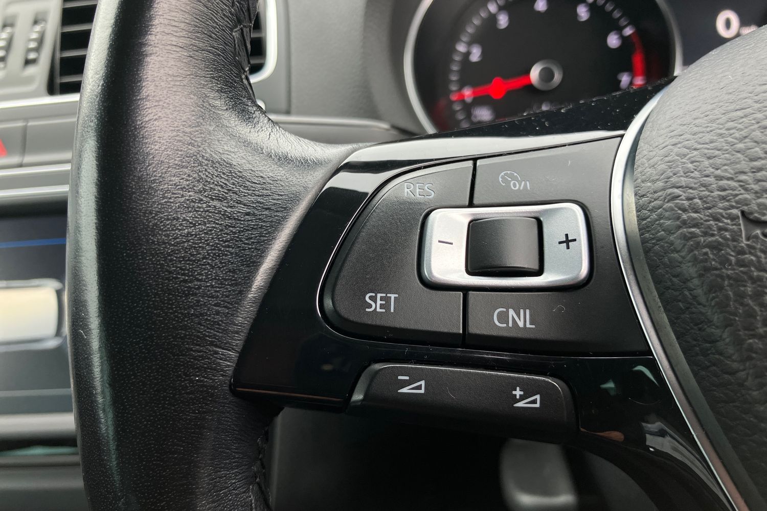 Used Volkswagen Polo 2017 for sale - 77515021: Photo 14