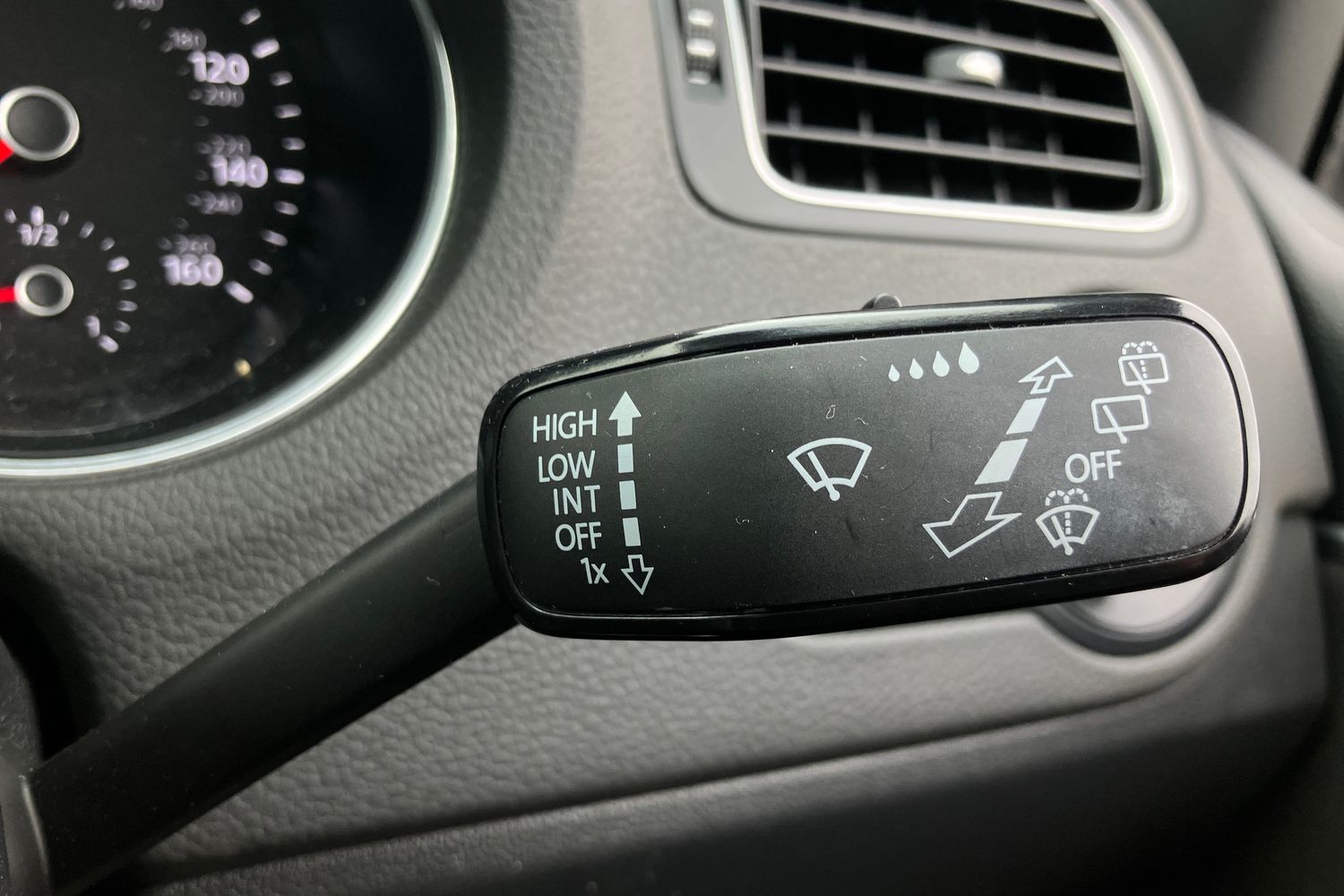 Used Volkswagen Polo 2017 for sale - 77515021: Photo 17