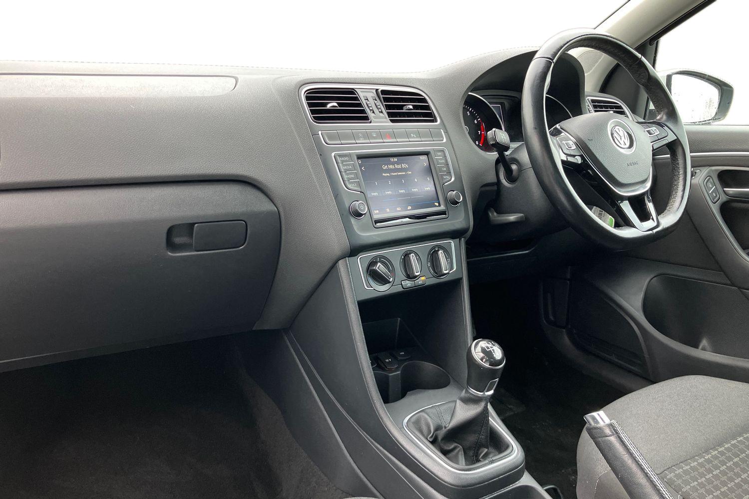 Used Volkswagen Polo 2017 for sale - 77515021: Photo 4