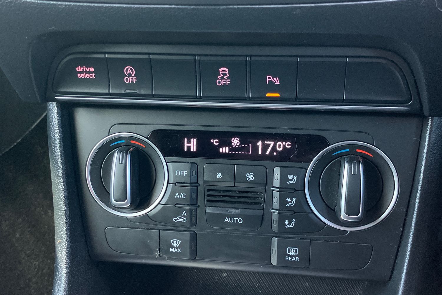 Used Audi Q3 2018 for sale - 77514934: Photo 15