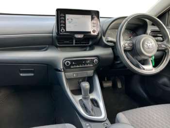 Used Toyota Yaris 2022 for sale - 75239896: Photo