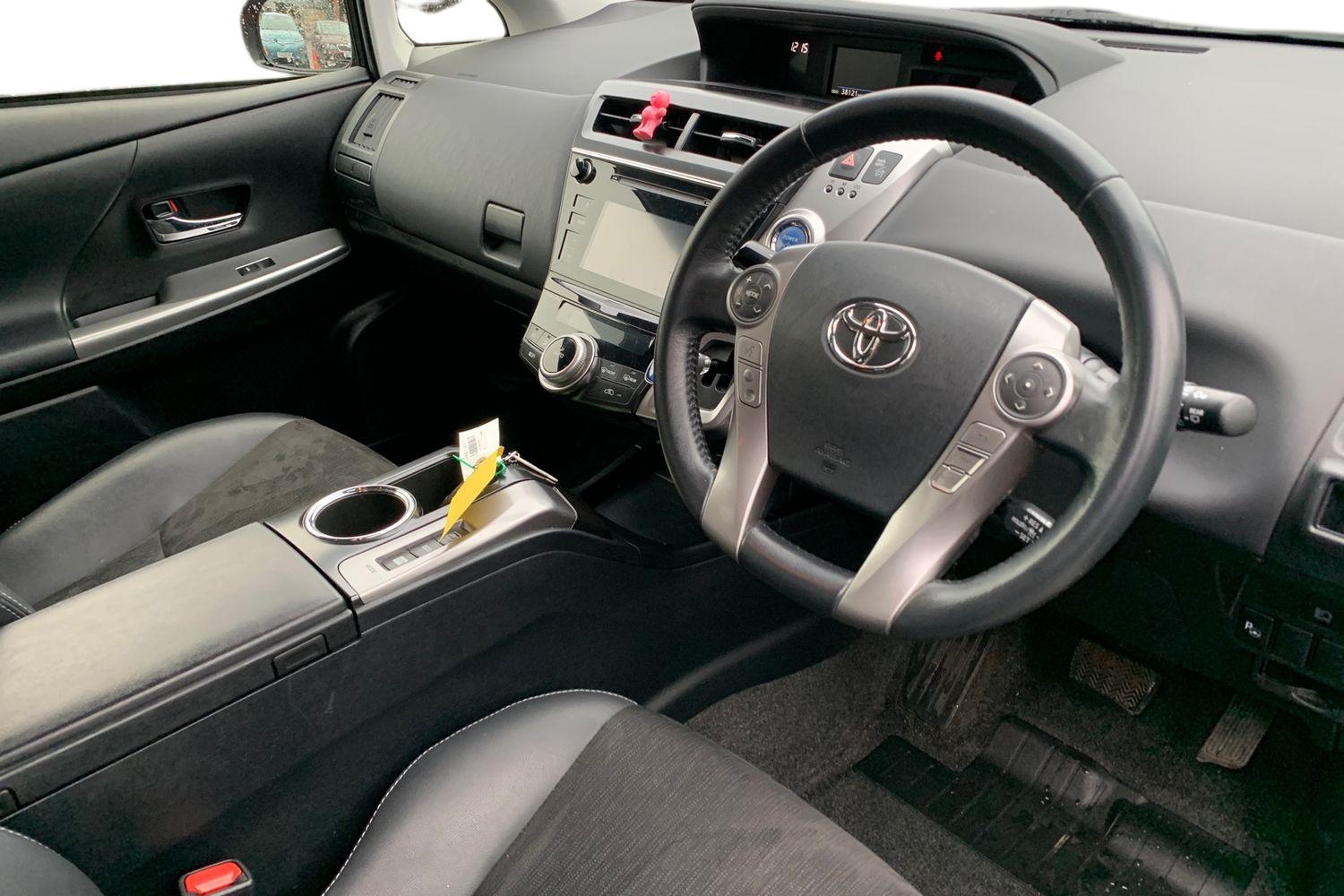 Used Toyota Prius+ 2019 for sale - 76961628: Photo 3