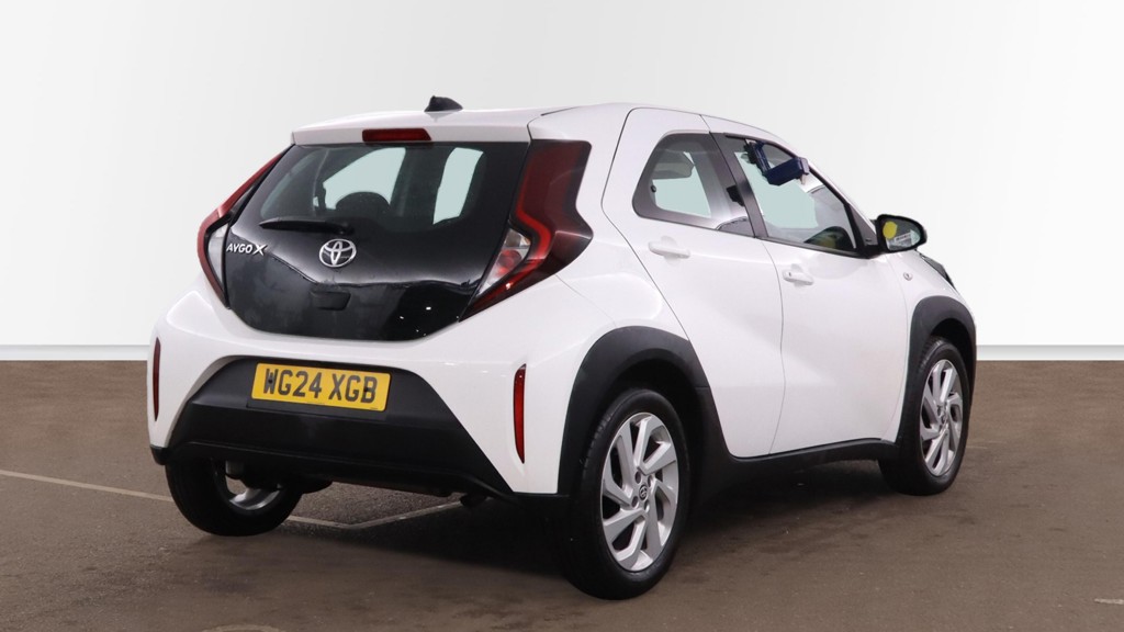 Used Toyota Aygo X 2024 for sale - 76916432: Photo 3