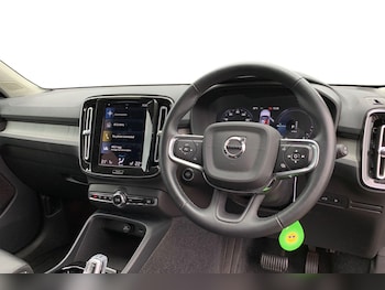 Used Volvo XC40 2021 for sale - 75356288: Photo