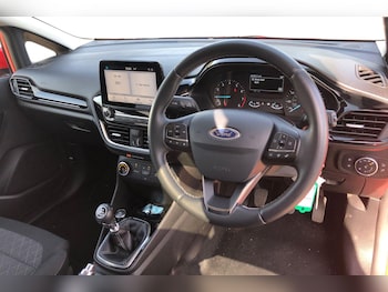 Used Ford Fiesta 2019 for sale - 76082064: Photo 3