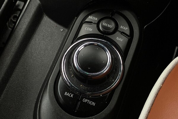 Used MINI Hatch 2021 for sale - 75717575: Photo 11