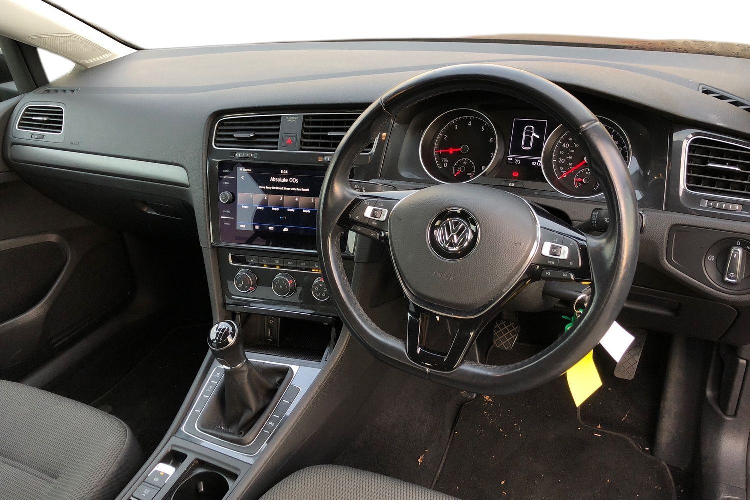 Used Volkswagen Golf 2019 for sale - 76588045: Photo 3