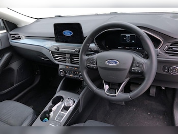 Used Ford Focus 2021 for sale - 75632155: Photo