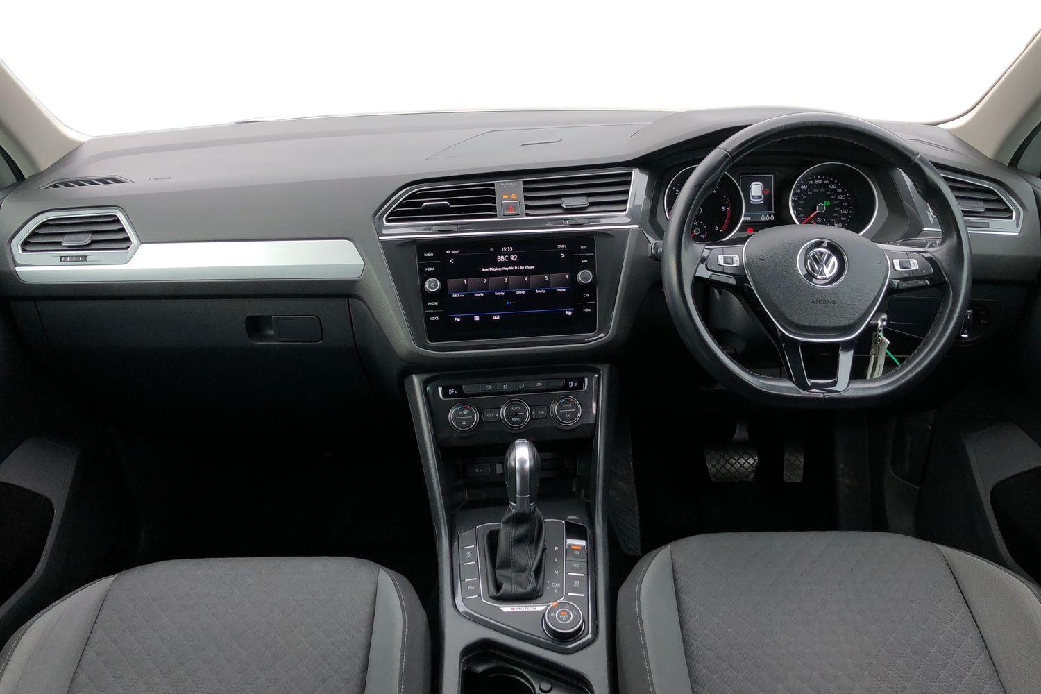 Used Volkswagen Tiguan 2017 for sale - 76119891: Photo 3