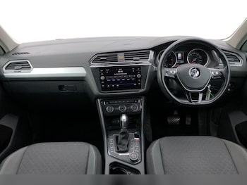 Used Volkswagen Tiguan 2017 for sale - 76119891: Photo 3