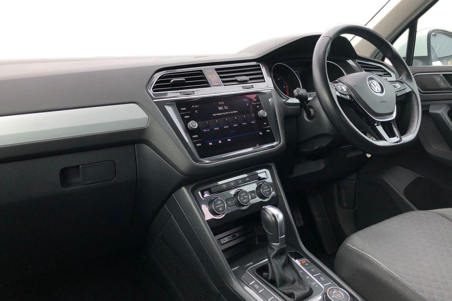 Used Volkswagen Tiguan 2017 for sale - 76119891: Photo 4