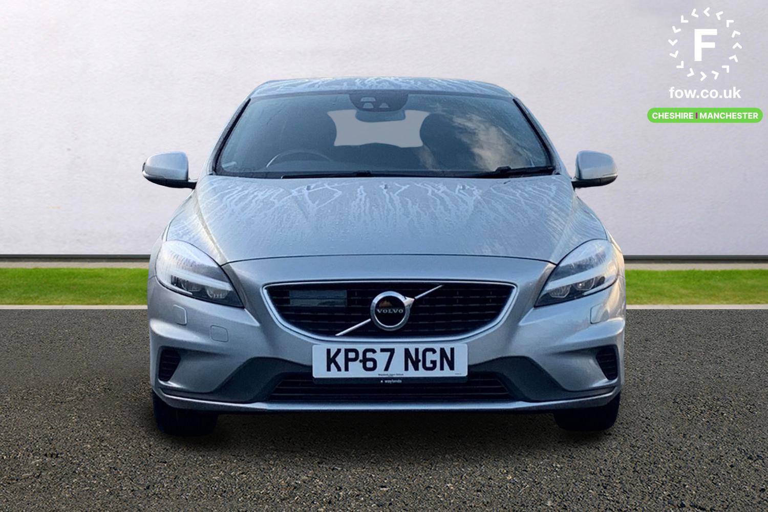 Used Volvo V40 2017 for sale - 76739453: Photo 1