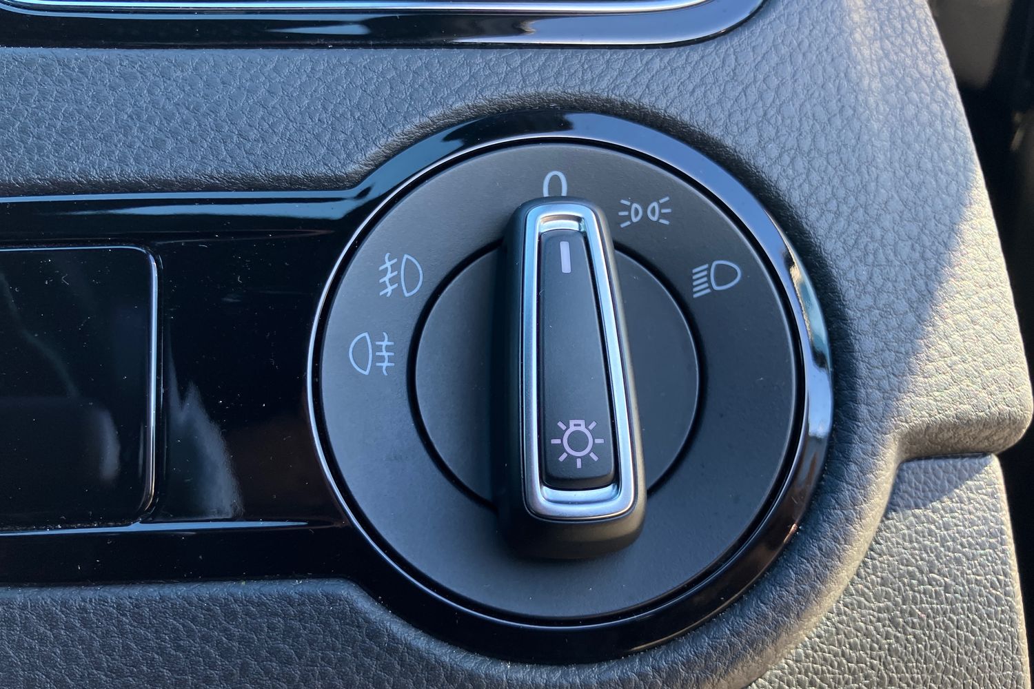 Used Volkswagen Polo 2016 for sale - 76253330: Photo 17