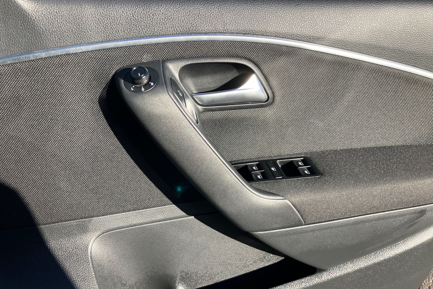 Used Volkswagen Polo 2016 for sale - 76253330: Photo 18