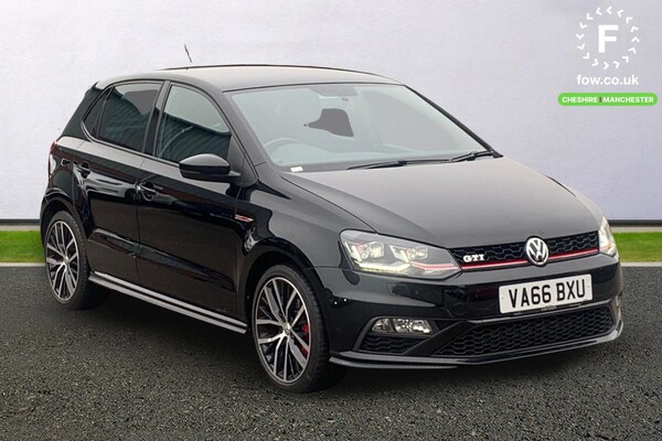 Used Volkswagen Polo 2016 for sale - 76253330: Photo 1