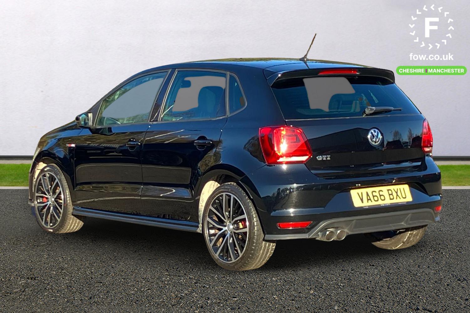 Used Volkswagen Polo 2016 for sale - 76253330: Photo 2