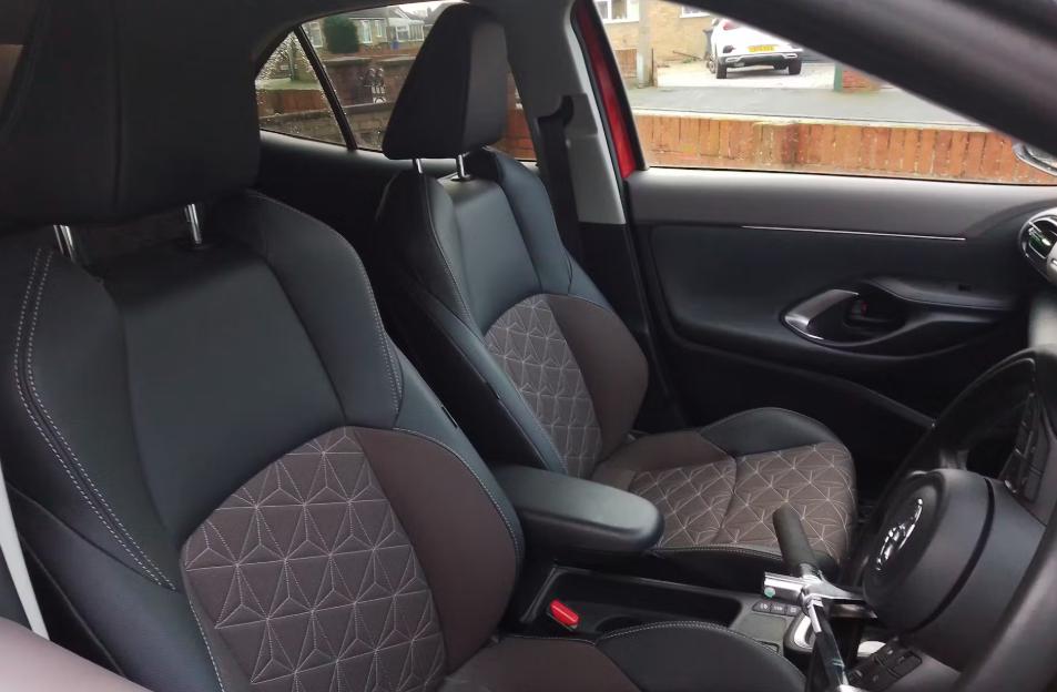 Used Toyota Yaris Cross 2022 for sale - 77308754: Photo 4