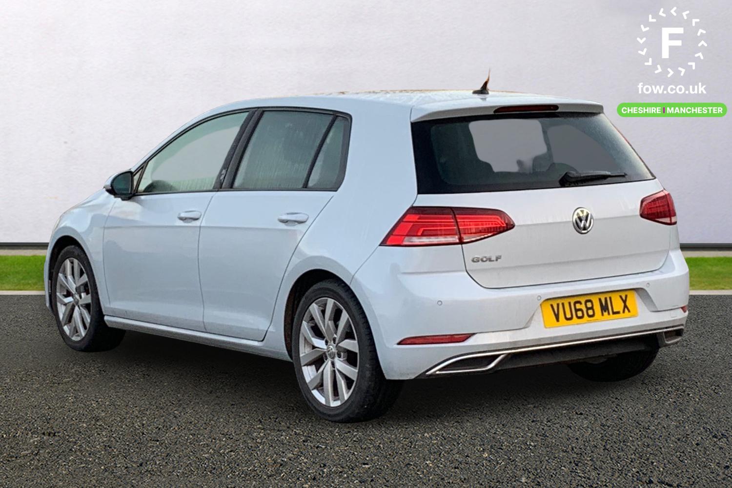 Used Volkswagen Golf 2018 for sale - 76902542: Photo 2