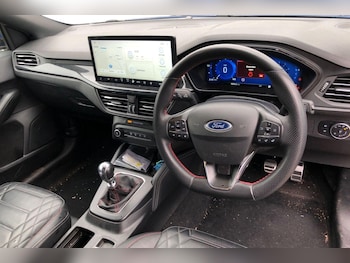 Used Ford Focus 2022 for sale - 76182089: Photo 3