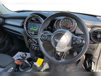 Used MINI Hatch 2018 for sale - 78154969: Photo