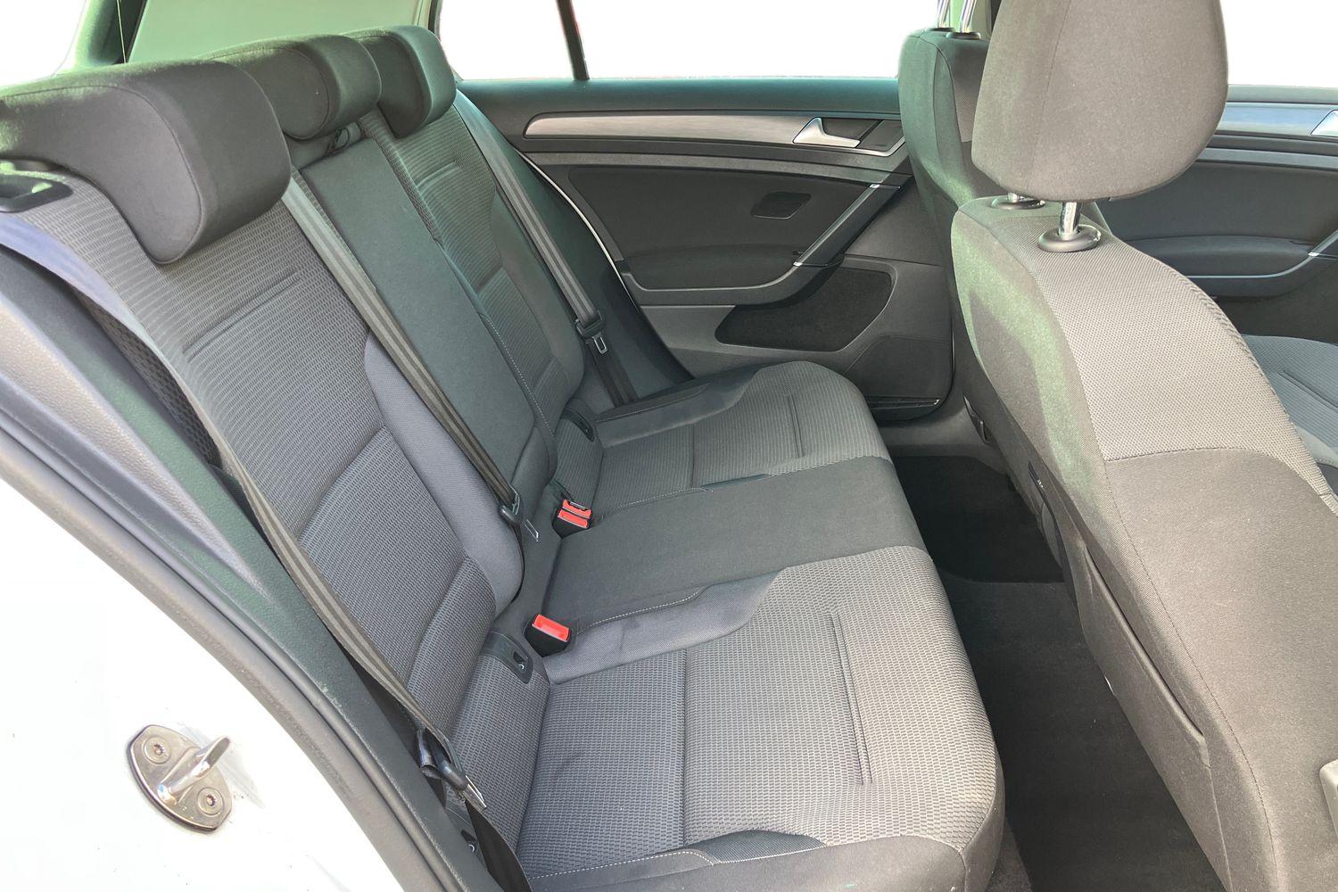 Used Volkswagen Golf 2019 for sale - 76541087: Photo 22