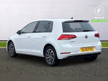 Used Volkswagen Golf 2019 for sale - 76541087: Photo