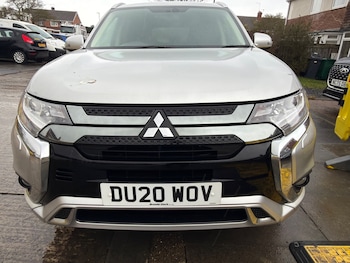 Used Mitsubishi Outlander 2020 for sale - 77334372: Photo