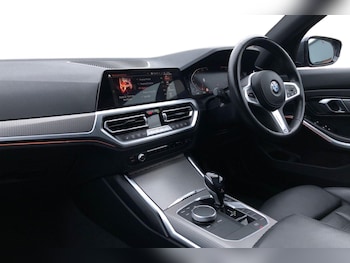 Used BMW 3 Series 2020 for sale - 77394146: Photo