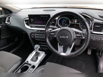 Used Kia XCeed 2022 for sale - 76030519: Photo 3