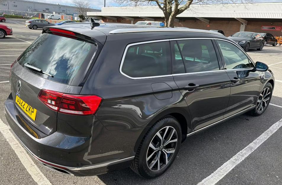 Used Volkswagen Passat 2022 for sale - 77692184: Photo 2