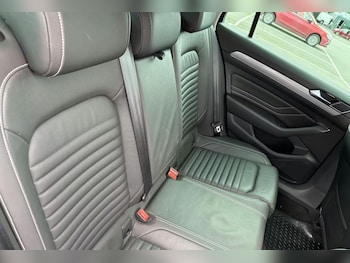 Used Volkswagen Passat 2022 for sale - 77692184: Photo